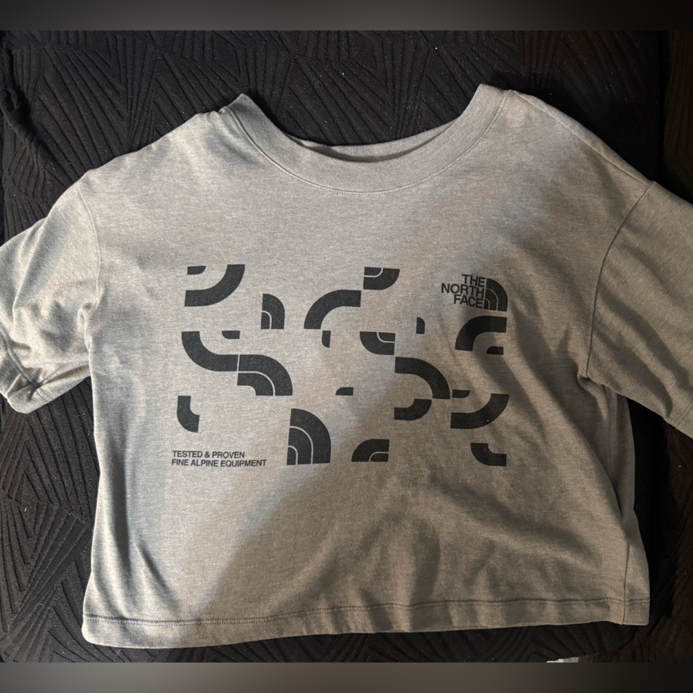 The North Face Women's Crewneck Tee - Heather Gray
